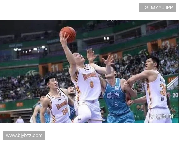 广州与上海篮球队赛后分析灵活性对决的精彩瞬间与启示