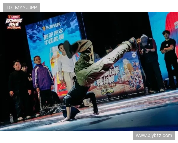 广州街舞队在世界攀岩锦标赛中的惊艳表现与逆袭之路揭秘 广州街舞队在世界攀岩锦标赛中的惊艳表现与逆袭之路揭秘