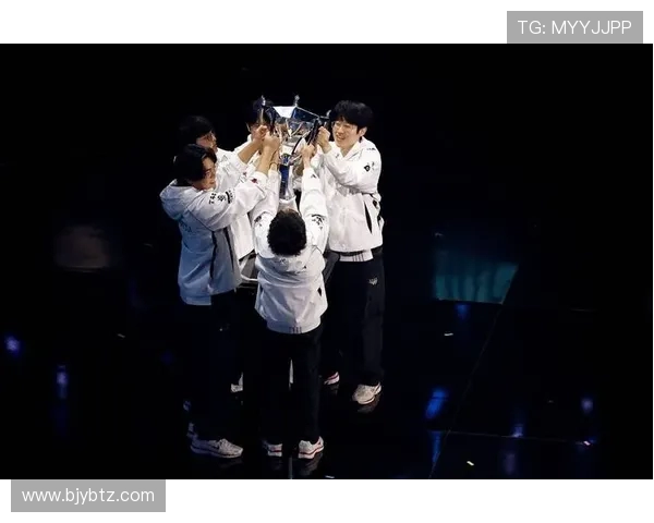 杨磊专访:从新手到职业选手的英雄联盟成长之路回顾 杨磊专访:从新手到职业选手的英雄联盟成长之路回顾