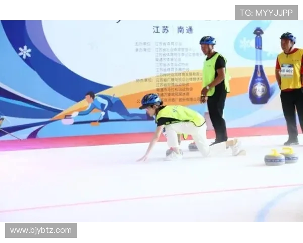 深度对话：周静如何在网球世界中追寻梦想与挑战自我